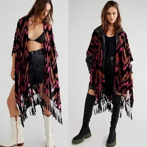 Free People Other - NWOT Free People Dripping Velvet Burnout Kimono Size  Pinot Noir